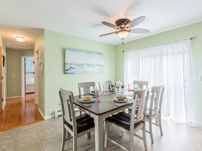 4 Sunrise Ave — Photo 8
