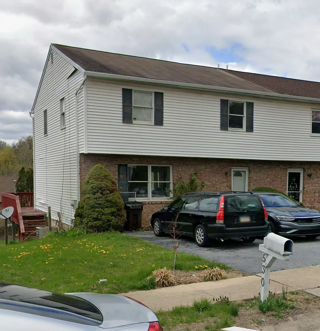 3 bed, 1800 sqft, $2,200 — Photo 1