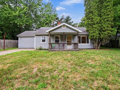 1020 S Division St, Whitehall, MI, 49461