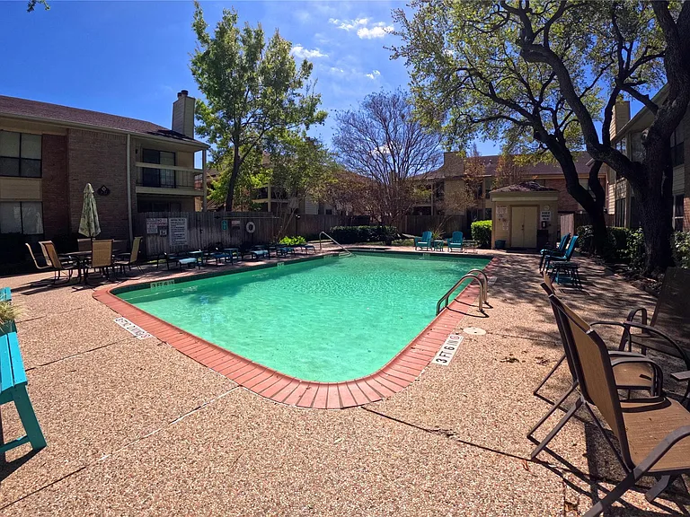 1881 Bering Dr #6 — Photo 34