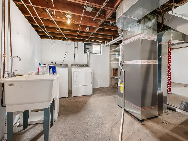 316 E Weisheimer Rd — Photo 19