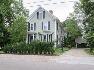 31 Perkins Row, Topsfield, MA 01983