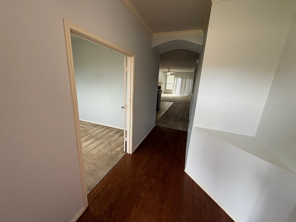 Building Photo - 2417 Forest Creek Dr