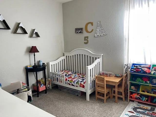 7046 S Claiborne Ave — Photo 18
