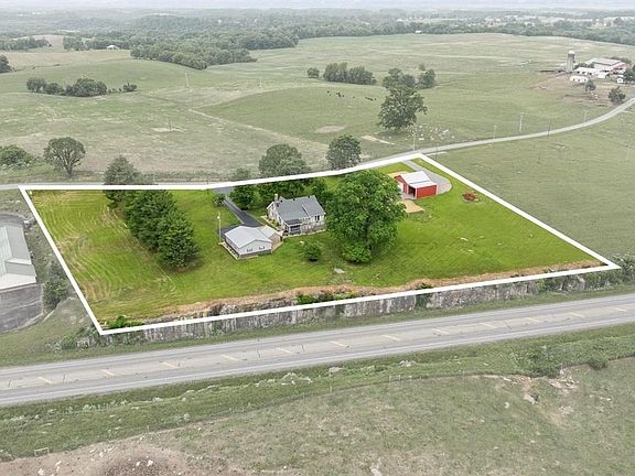 2nd image of 610 Keltner Rd