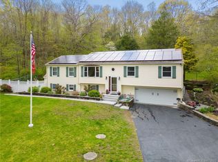 14 Laurier Ln, Lisbon, CT 06351