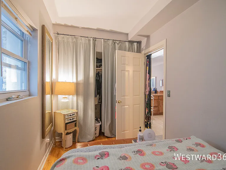 3242 N Hoyne Ave #G — Photo 8