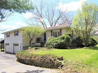 131 Breen Ave, Bradford, IL 61421
