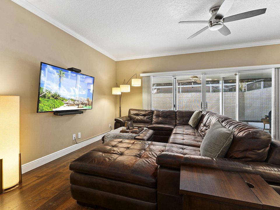 1st image of 48 Live Oak Circle