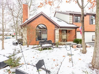 9224 Golden Woods Dr, Indianapolis, IN, 46268