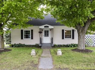 276 Pond Rd, Lewiston, ME 04240