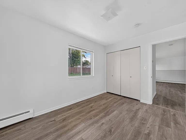 151 E McHattie St #10 — Photo 12