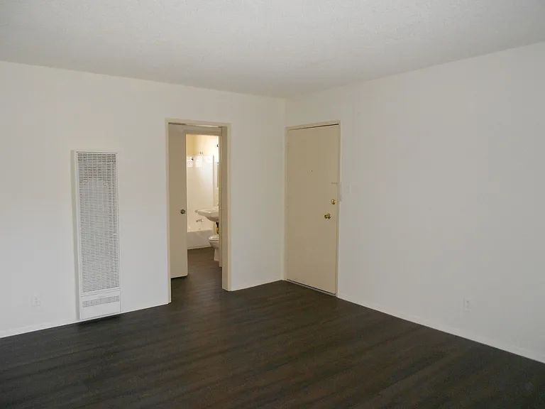 3721 Midvale Ave #20 — Photo 5