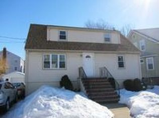 816 Glen Rd, Fort Lee, NJ 07024