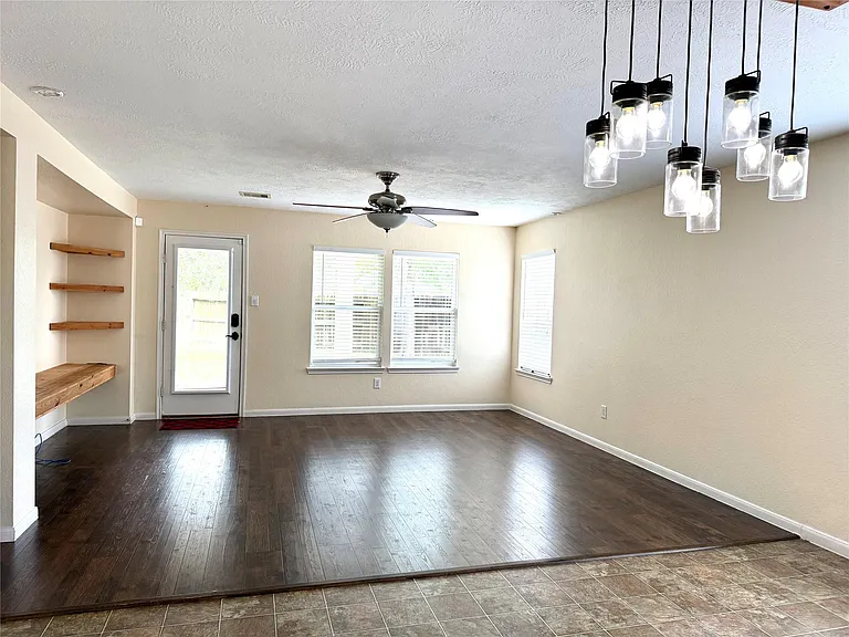 15906 Arapaho Bend Ln — Photo 6