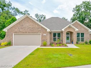 10259 Grady Ln, Mobile, AL 36695