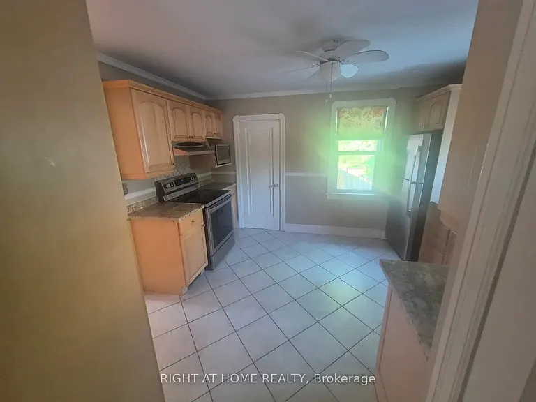 755 Maple Ave — Photo 19