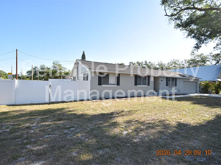 3223 W Wyoming Ave — Photo 44