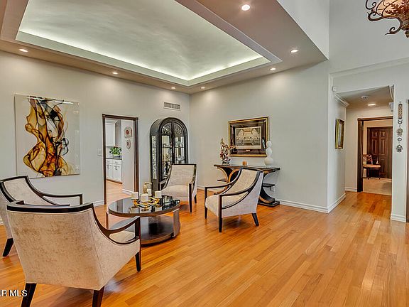 5th image of 609 Wild Willow Dr