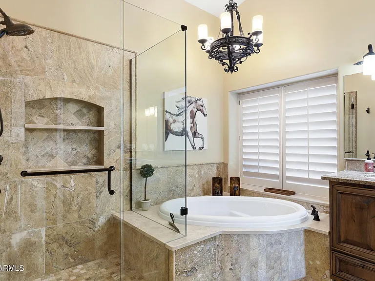 7642 E Hartford Dr — Photo 23