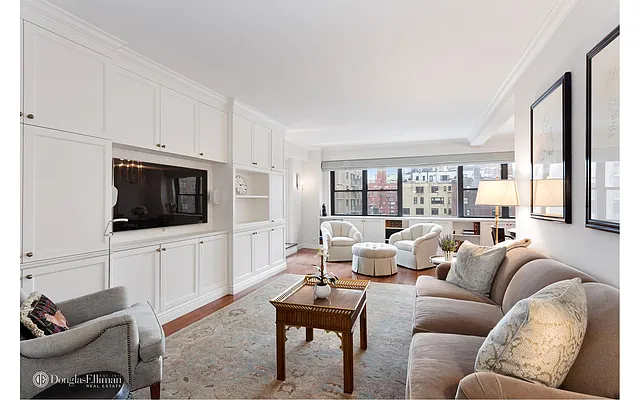 Sold by Douglas Elliman | media 14