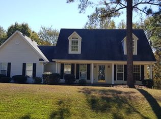 119 White Ln, Gray, GA 31032