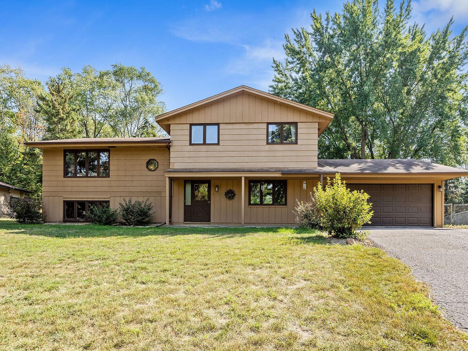 3407 E 126th St, Burnsville, MN 55337 Zillow