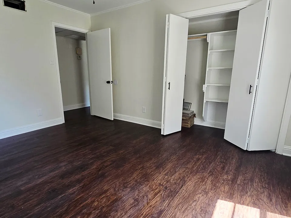 3820 Fairfield Ave #117