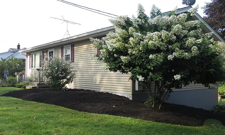 148 St, Auburn, MA 01501 Zillow