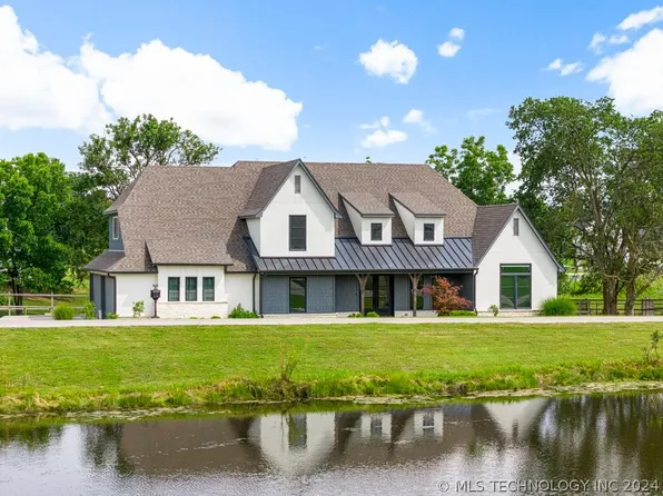 4830 W 77th St S, Tulsa, OK 74132