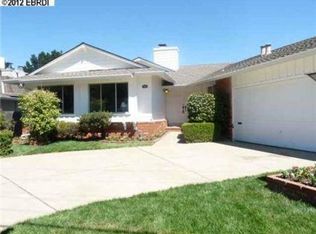 12920 Brookpark Rd, Oakland, CA 94619