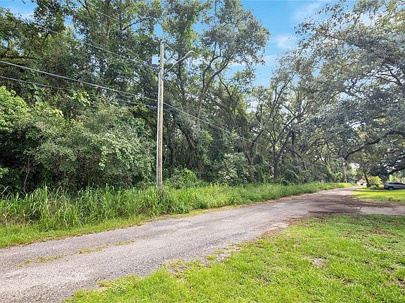 4th image of Avalon Rd