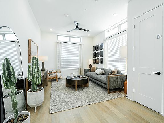R. 5-web-or-mls-DSC01040
