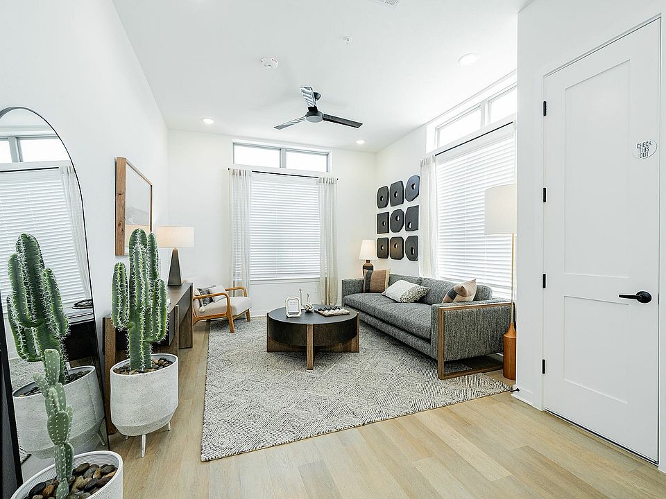 R. 5-web-or-mls-DSC01040
