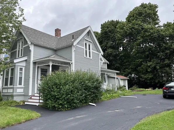 5 Hazelwood Avenue, Waterville, ME 04901