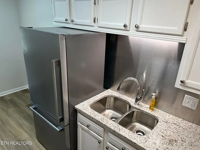 614 Agnes Rd #3 — Photo 8