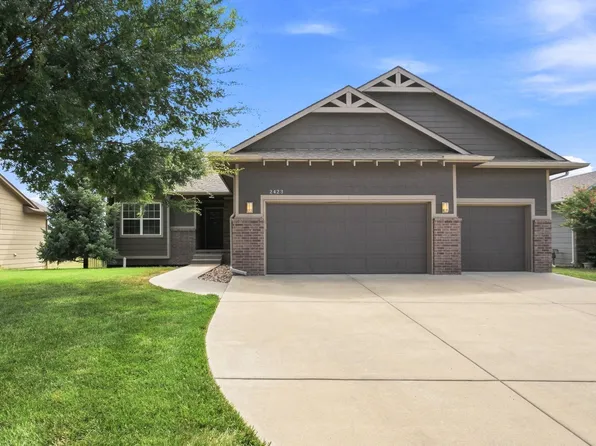 2423 N Fieldstone St, Andover, KS 67002