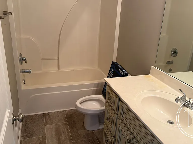 709 English Oak Dr — Photo 17