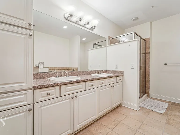 20 Avenue At Port Imperial #113 — Photo 8