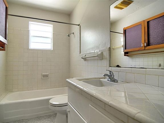 5th image of 6309 Goliad Ave