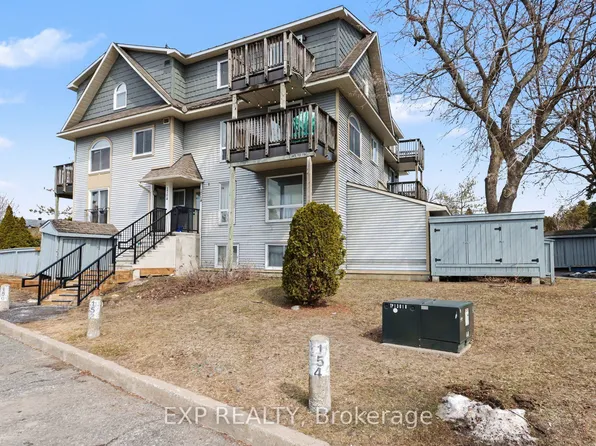 1714 Tanguay Ct #55, Ottawa, ON K2L 3X8