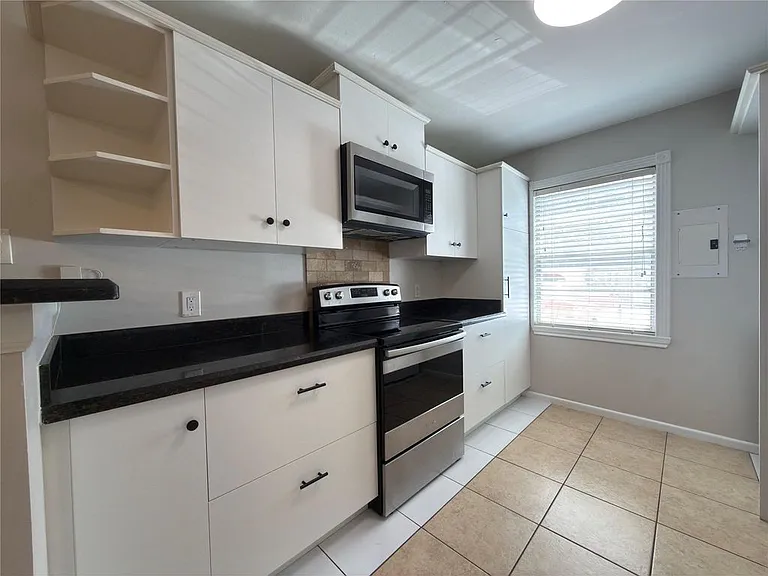 1502 Heights Blvd #9 — Photo 6