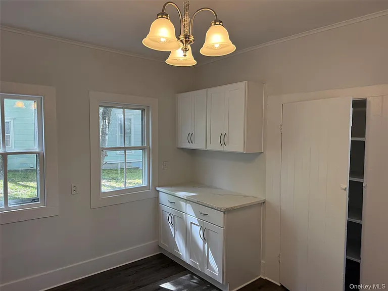 805 Main St — Photo 12