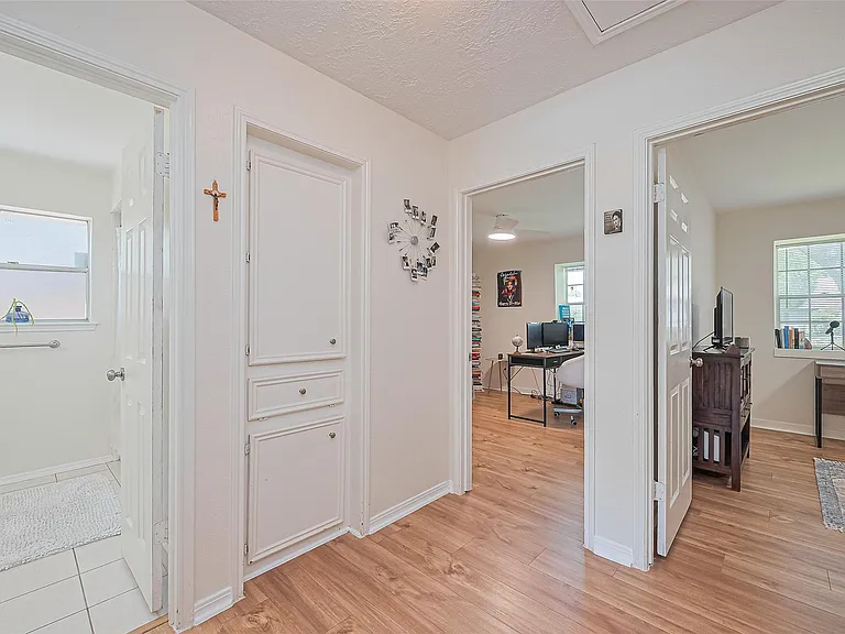 8018 Zimmermann Dr — Photo 32
