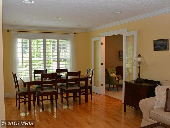 4th image of 5828 Oakland Park Dr