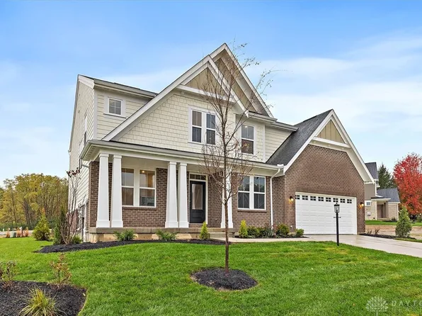 2379 Forest Oaks Dr, Beavercreek, OH 45431