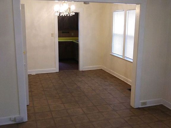 4th image of 3818 Agnes Ave