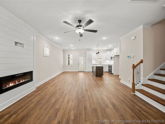 3rd image of 1406 Hilltop Ave