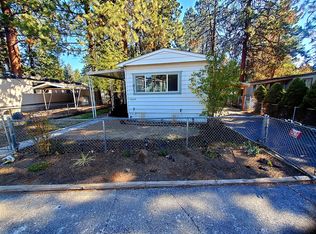 61040 S Queens Dr UNIT 26, Bend, OR 97702