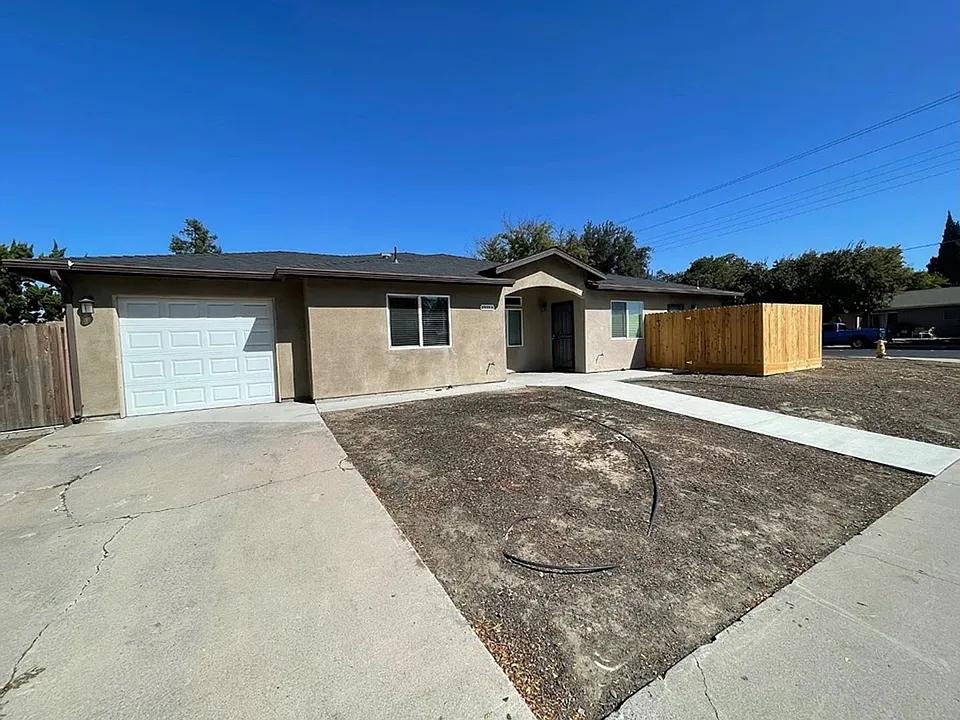 2533 Miller Ave